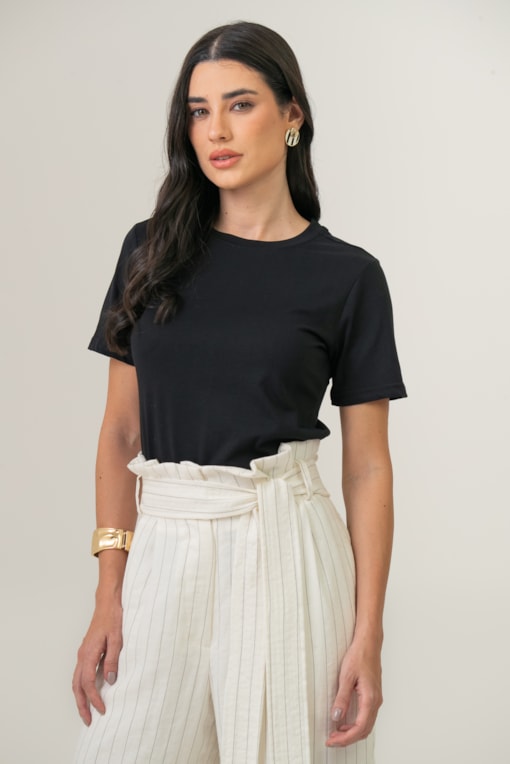 Camiseta Decote Careca Básica Preto