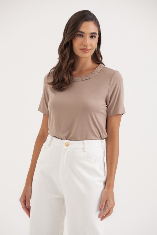 Camiseta Decote Trançado  Fendi