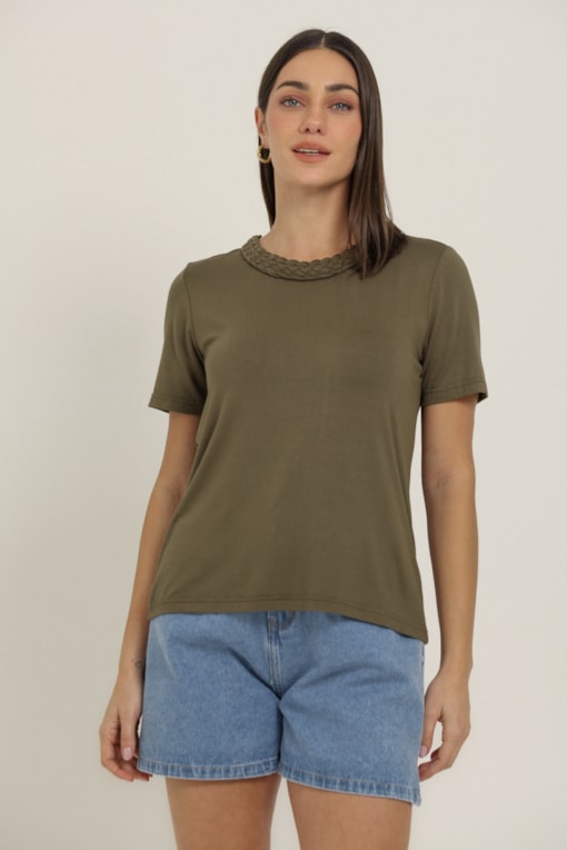 Camiseta Decote Trançado  Verde oliva