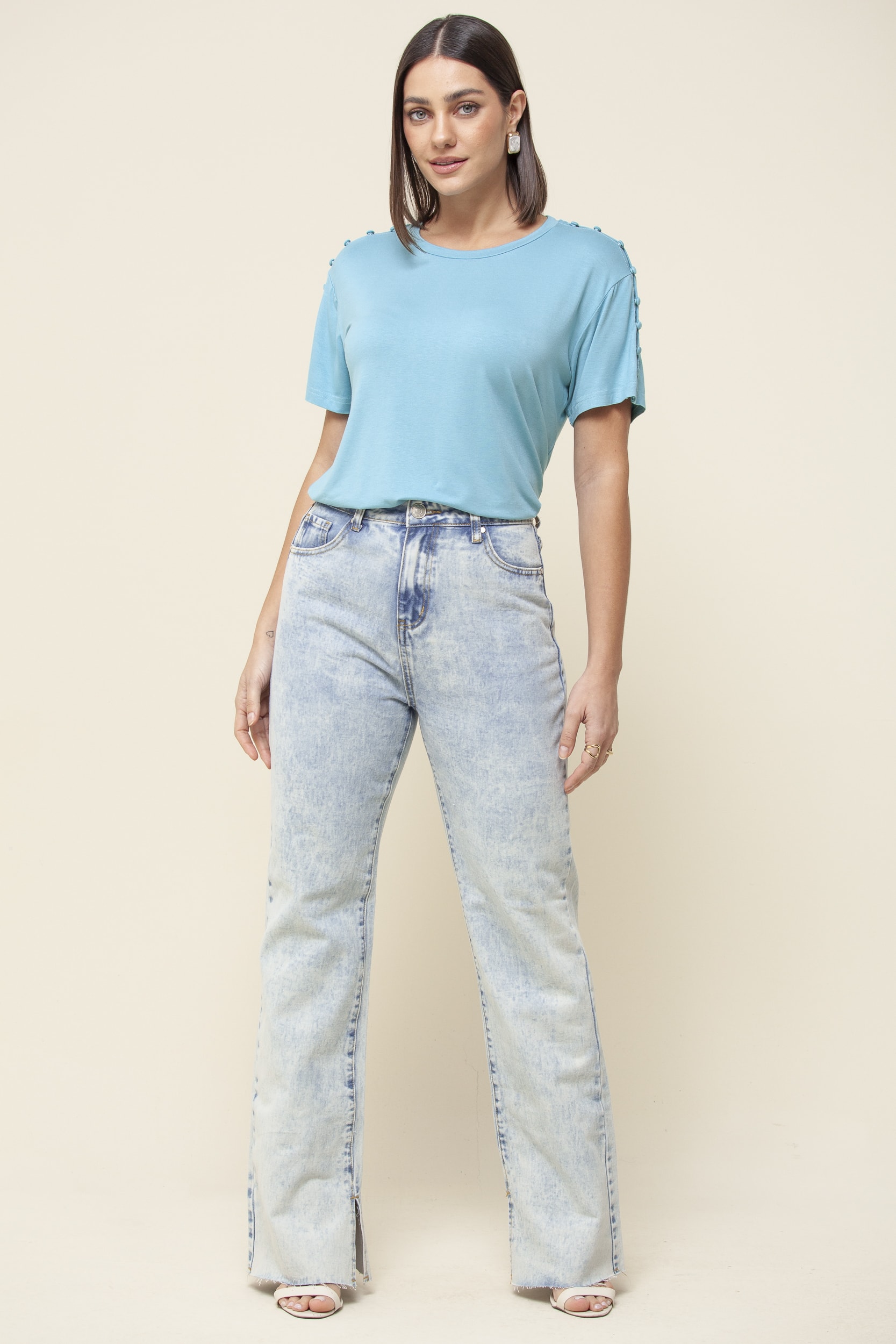 Camiseta Detalhe Ombro Azul