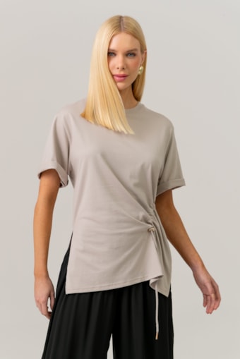 Camiseta Manga Curta Franzida Com Cordão Caqui