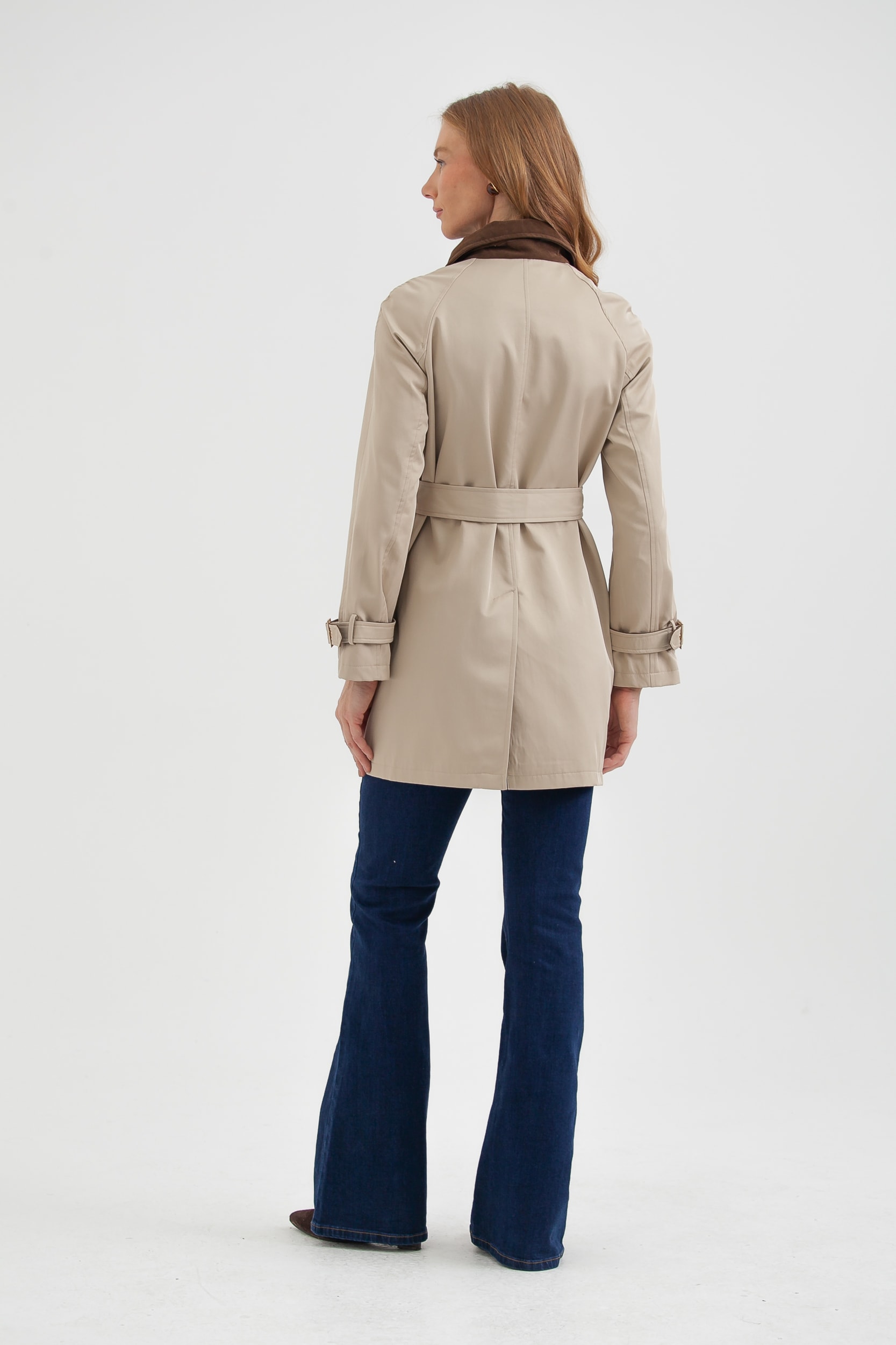 Casaco Gola Suede Contrastante Bege