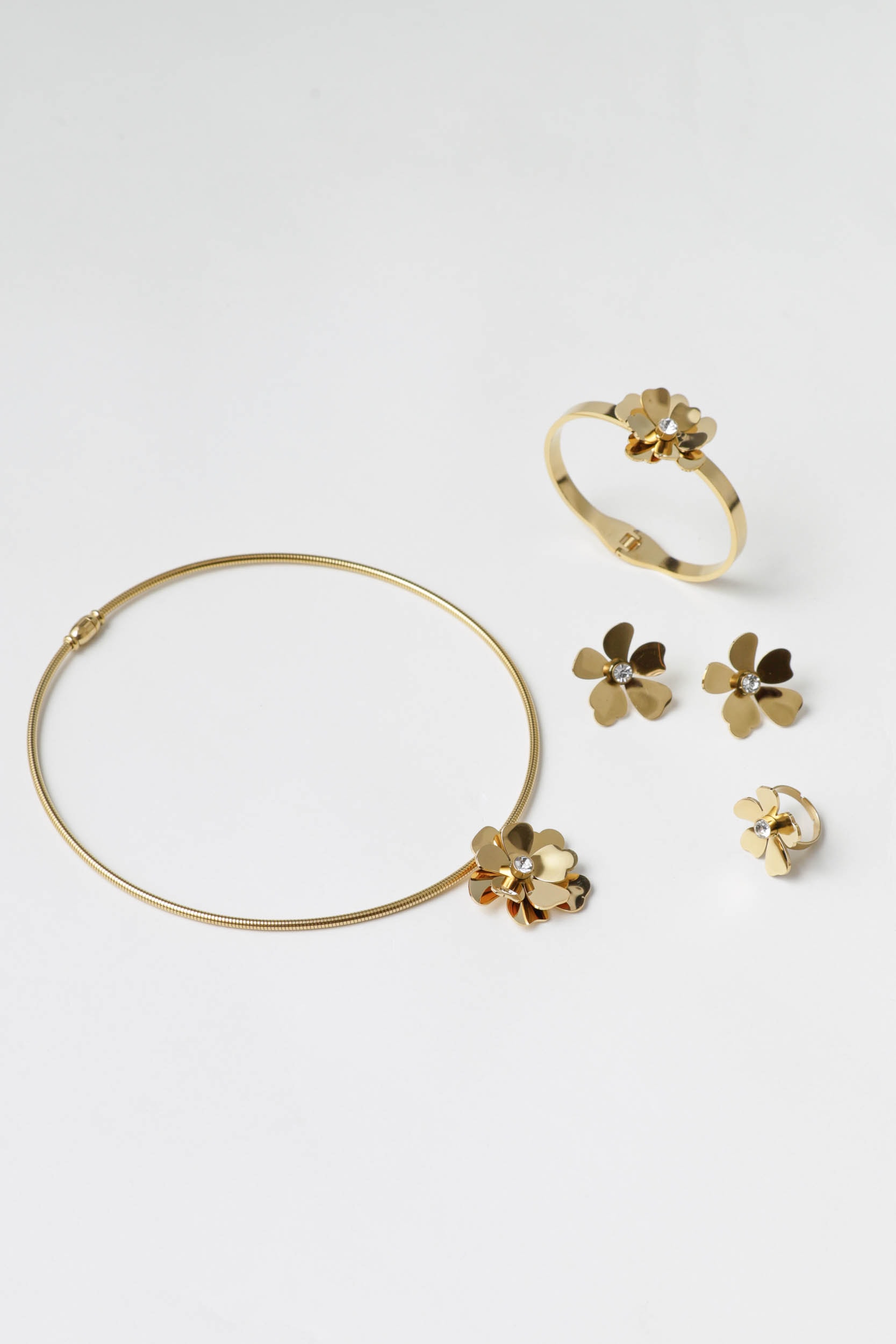 Conjunto 4 Peças Flor Menor Metalizada Dourado