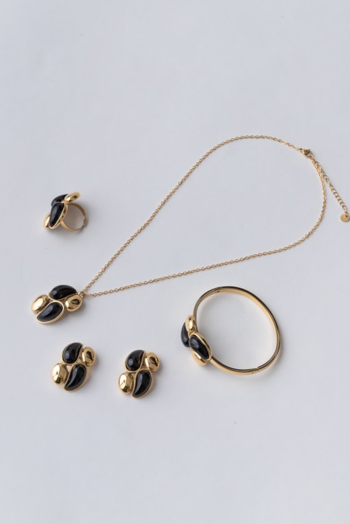 Conjunto 4 Peças Pedra Gota Resinada Preto