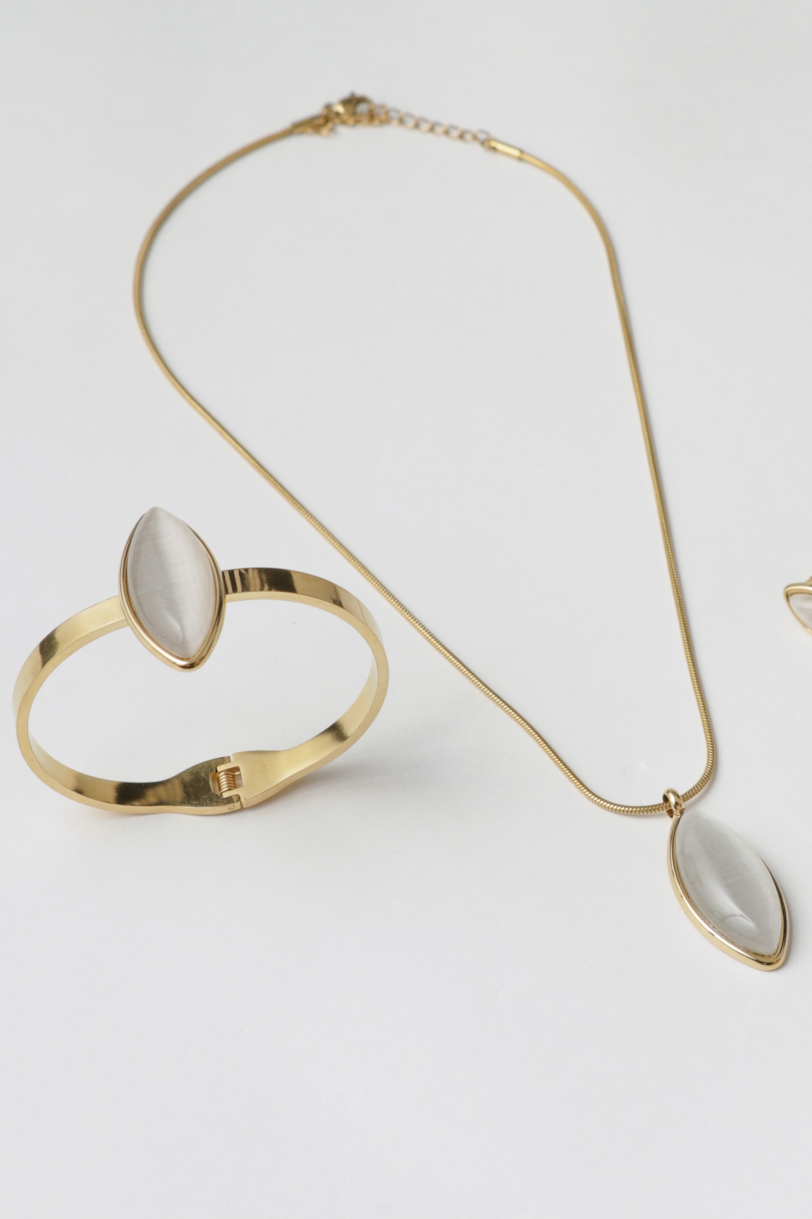 Conjunto 4 Peças Pedra Oval Resina Branco