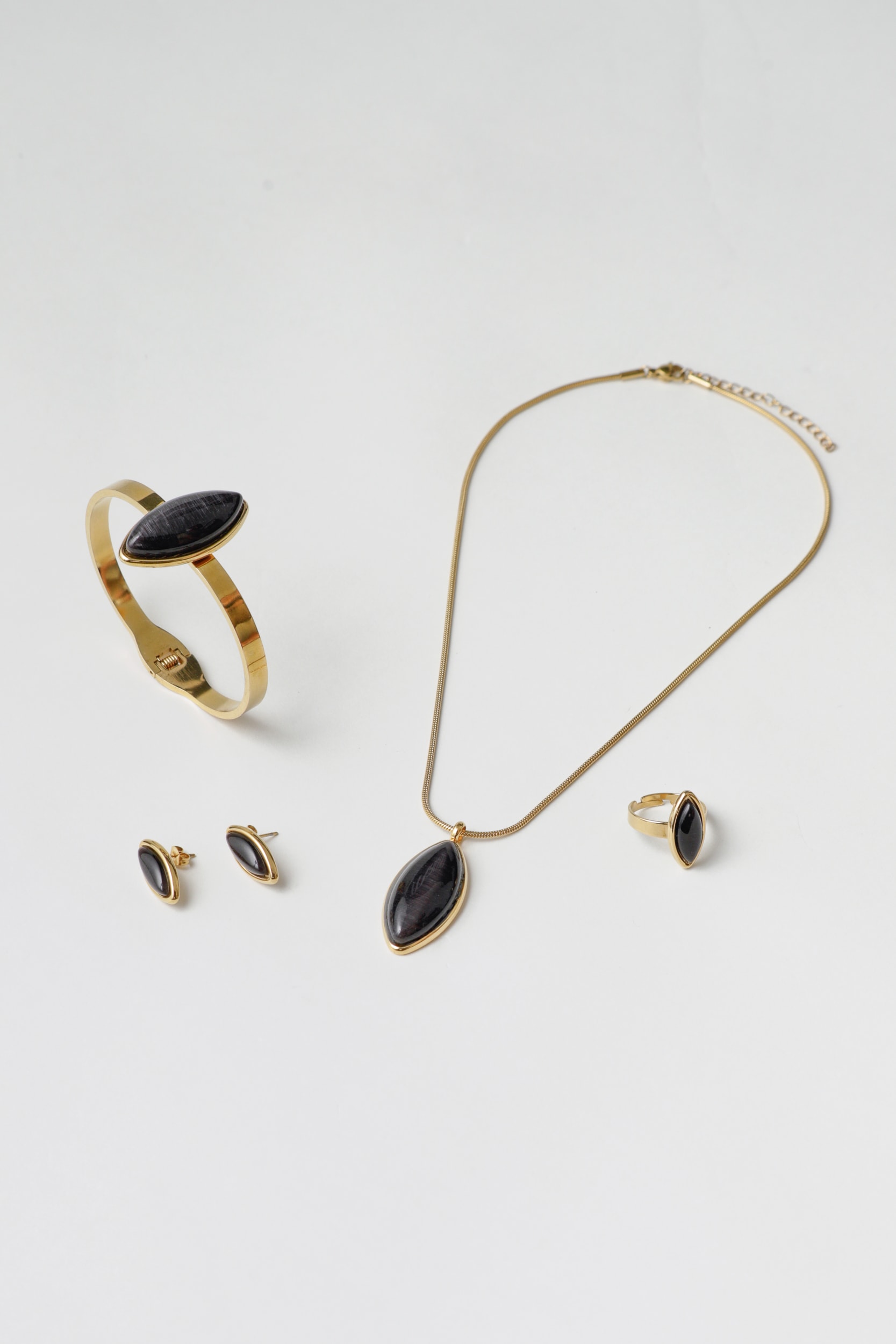 Conjunto 4 Peças Pedra Oval Resina Preto