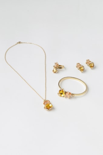 Conjunto 4 Peças Pedra Strass E Resinada Dourado