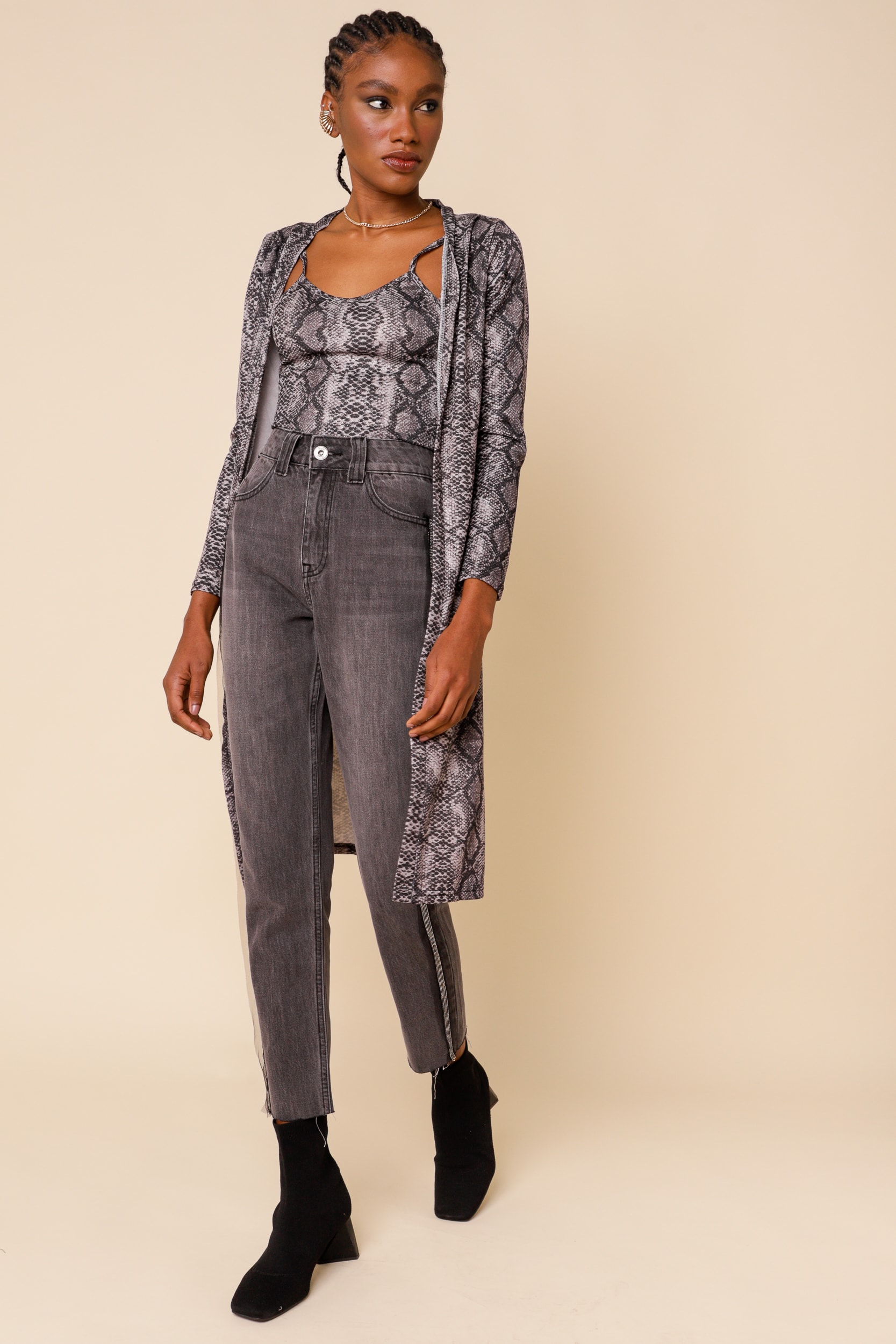 Conjunto Animal Print Brilho Cinza