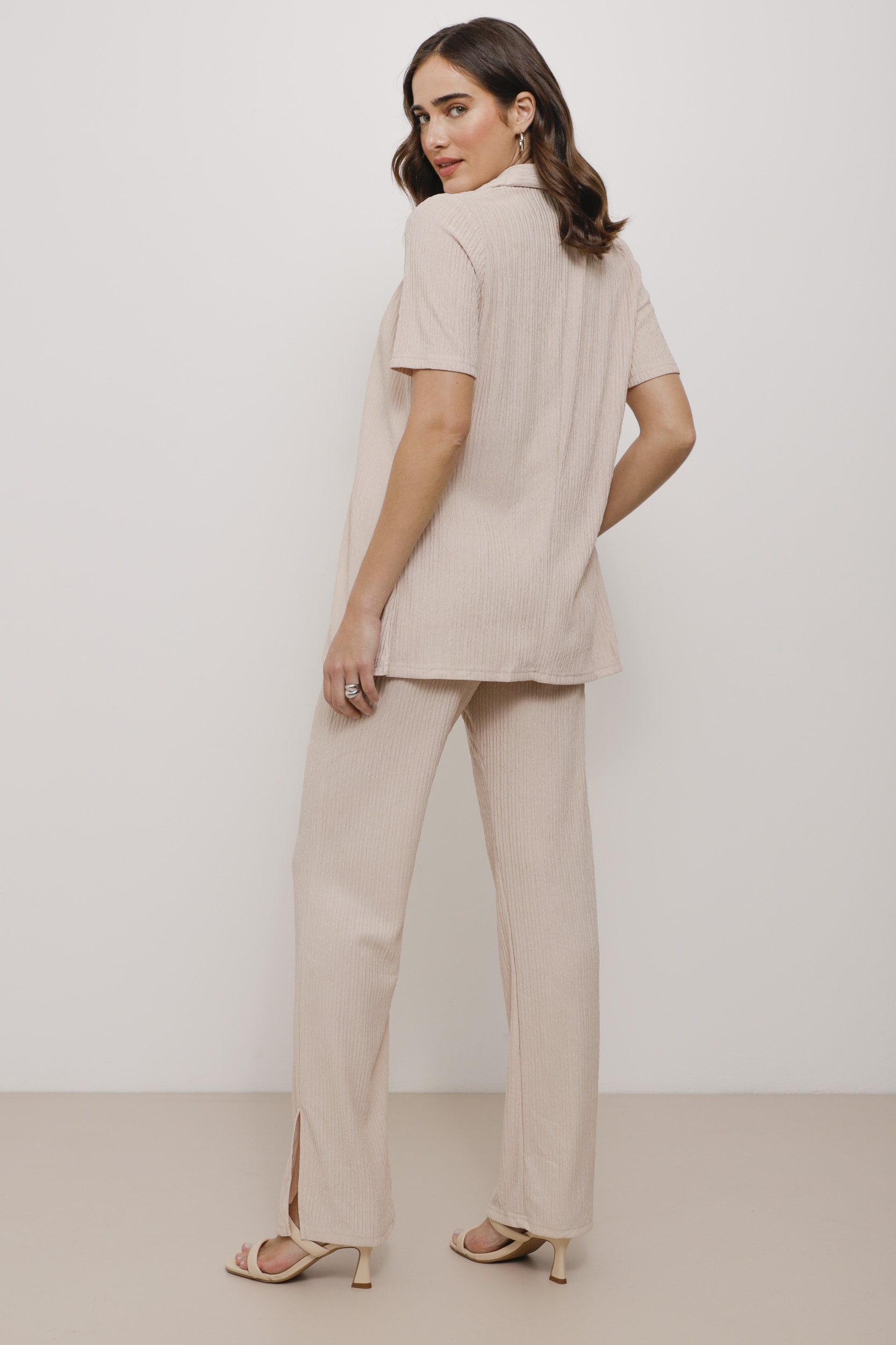 Conjunto Camisa e Top Nervuras Areia