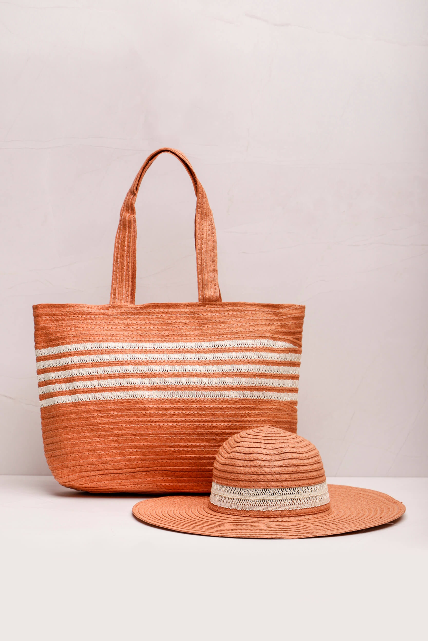 Conjunto Detalhe Listras Caramelo