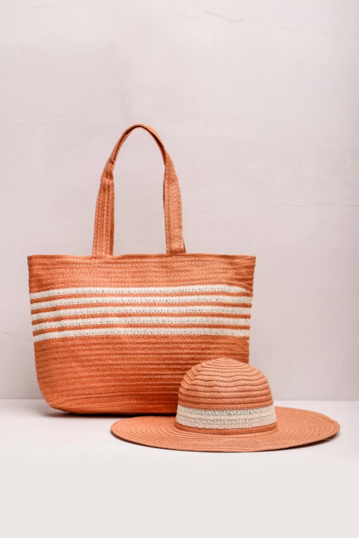 Conjunto Detalhe Listras Caramelo