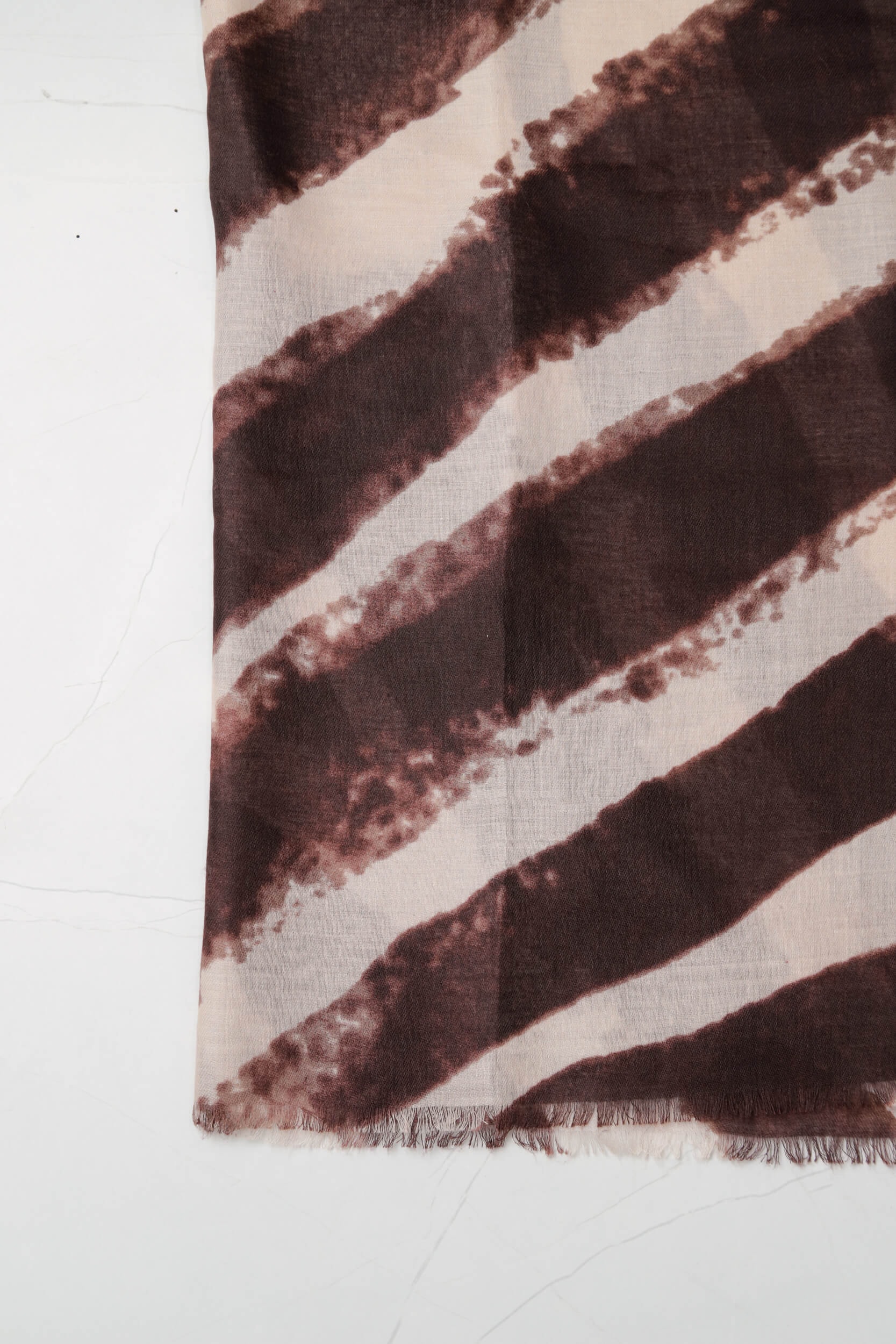 Echarpe Elegante Estampa Zebra (88x178 cm) Marrom