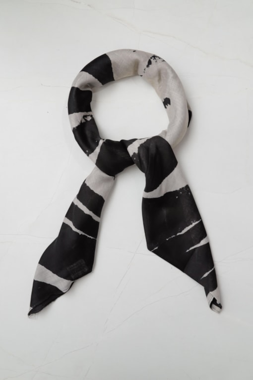 Echarpe Elegante Estampa Zebra (88x178 cm) Preto