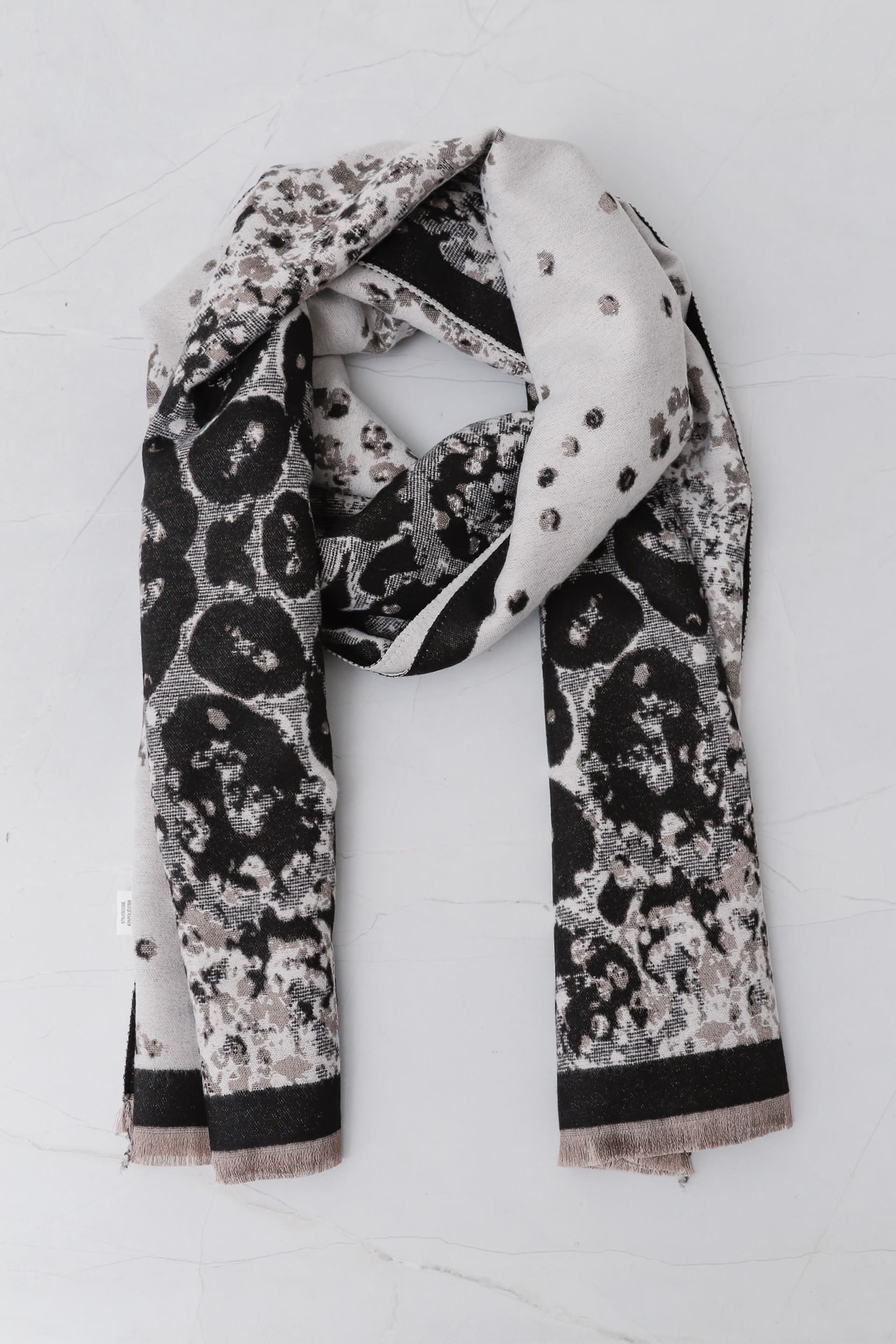 Echarpe Onça Animal Print Preto