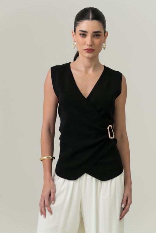 Regata Tricot Transpassada Fivela Preto