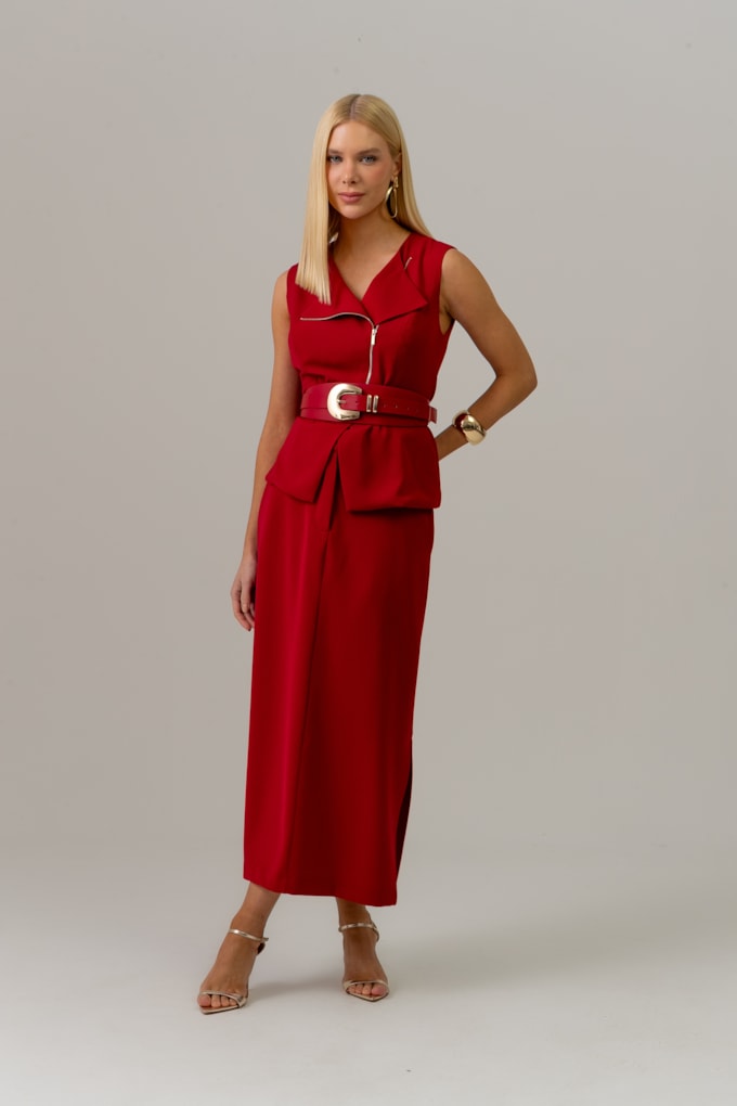 Saia Alfaiataria Reta Vermelho