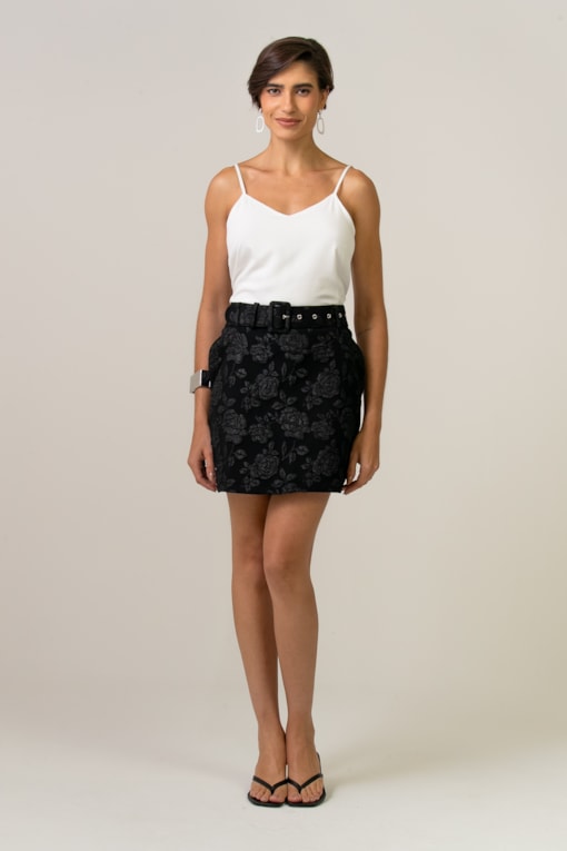 Saia Curta Jacquard Floral Preto