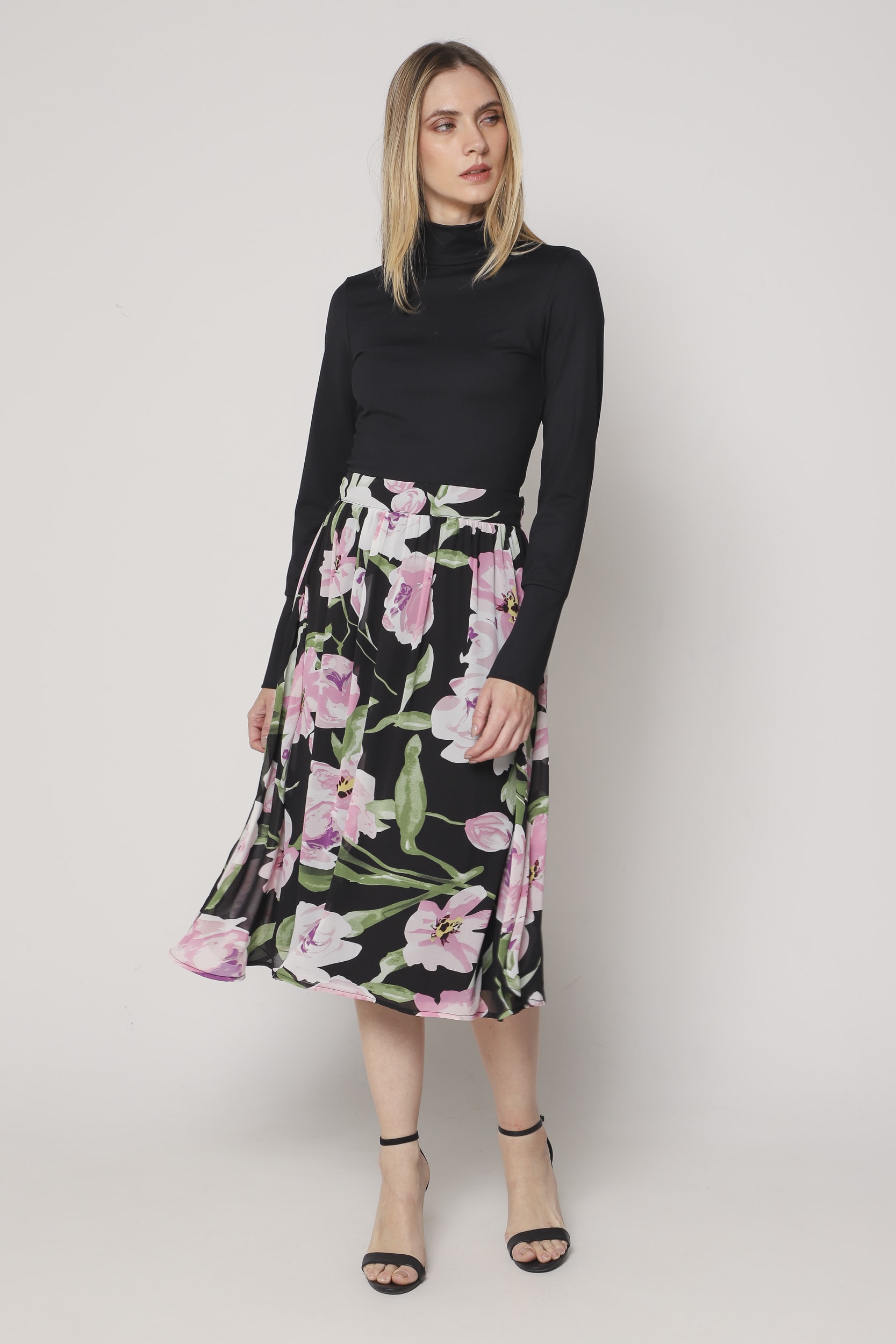 Saia Mídi Chiffon Floral  Preto