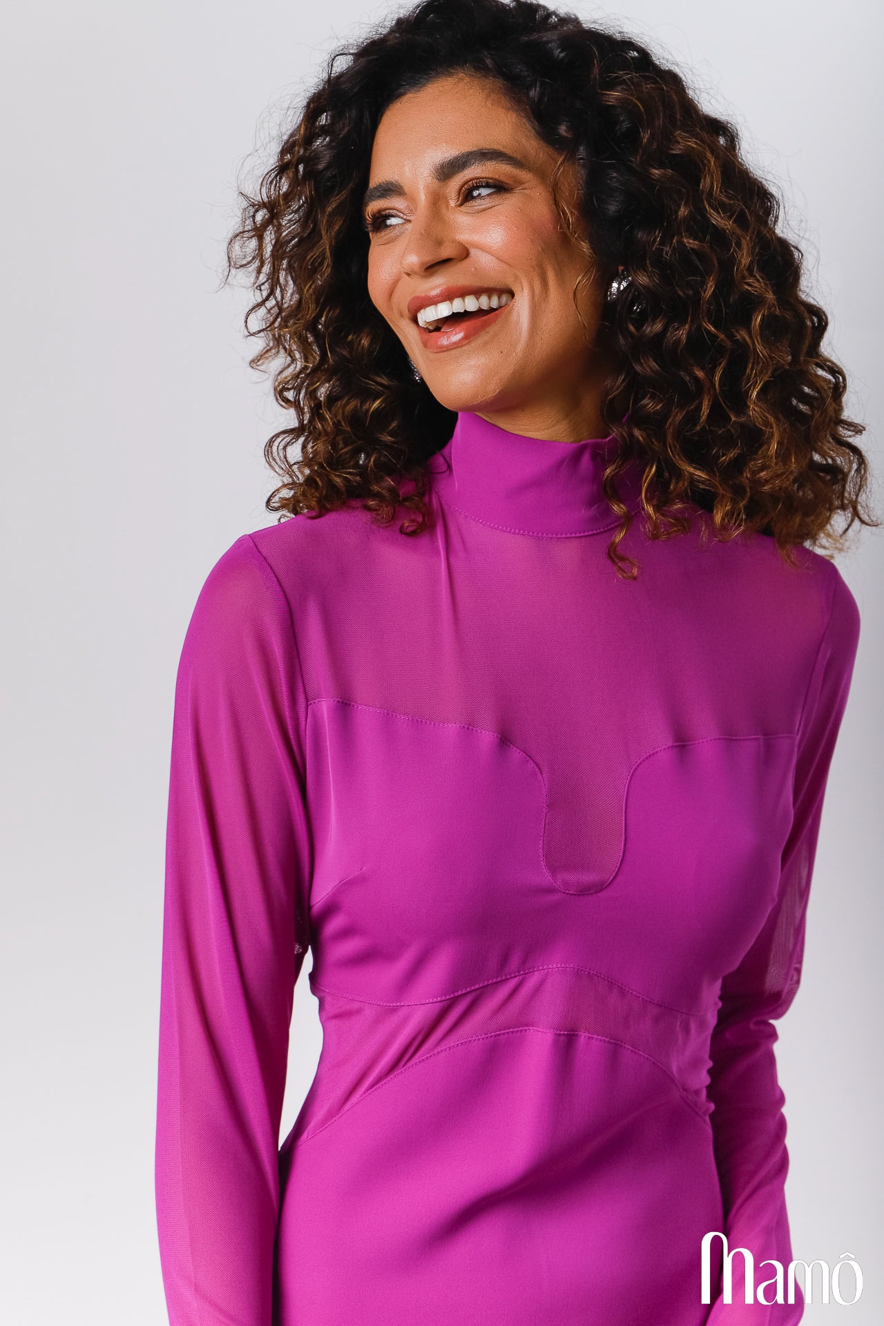 Vestido Curto Tule Gola Alta Roxo 