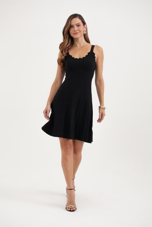 Vestido Em Tricot Com Alça E Saia Ampla Preto