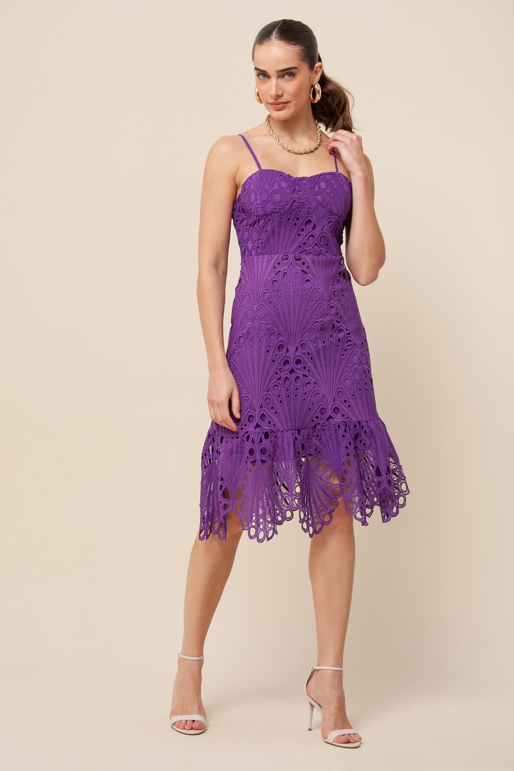 Vestido Guipure Curto Saia Barrado Roxo 