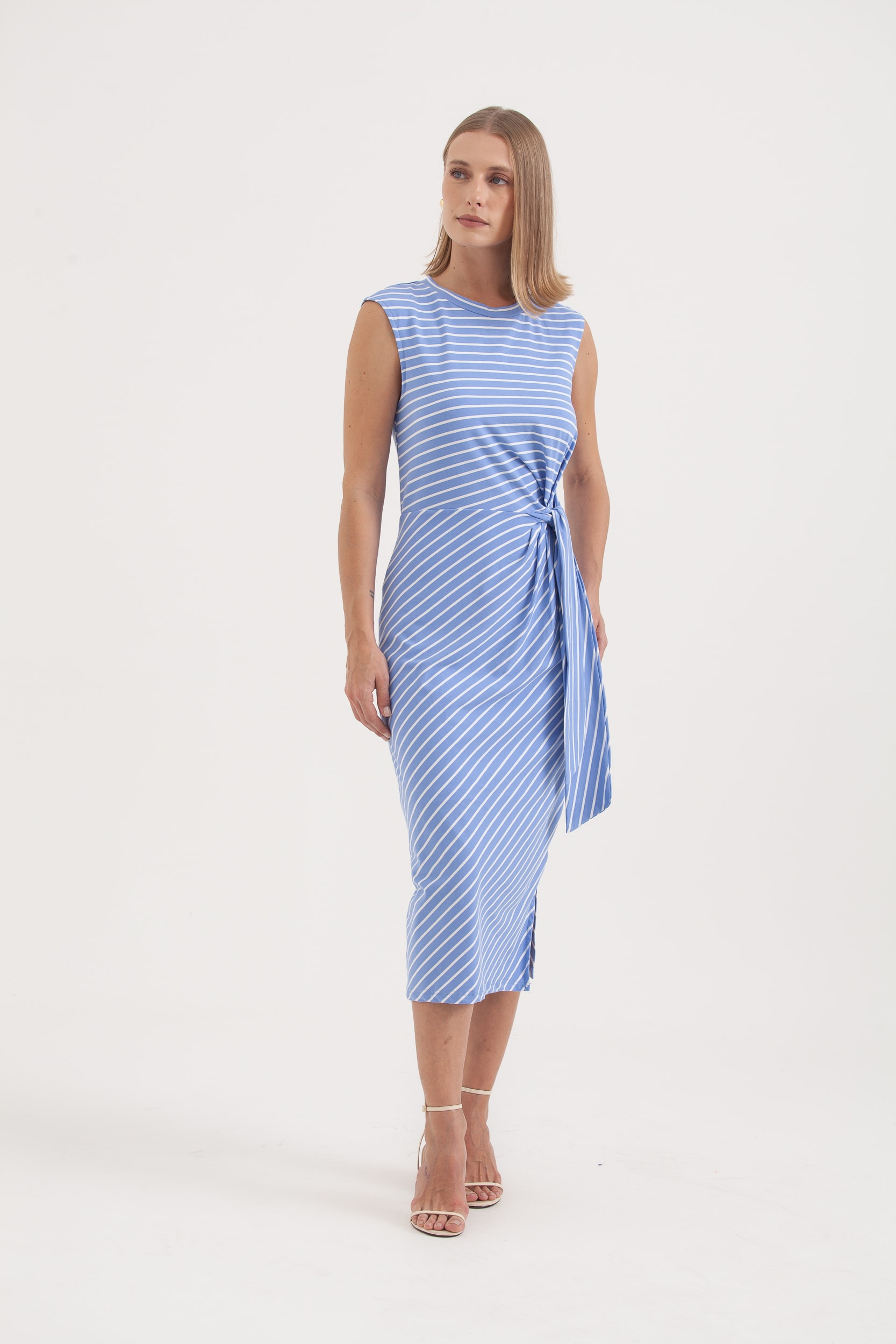 Vestido Listrado Horizontal Com Faixa Azul