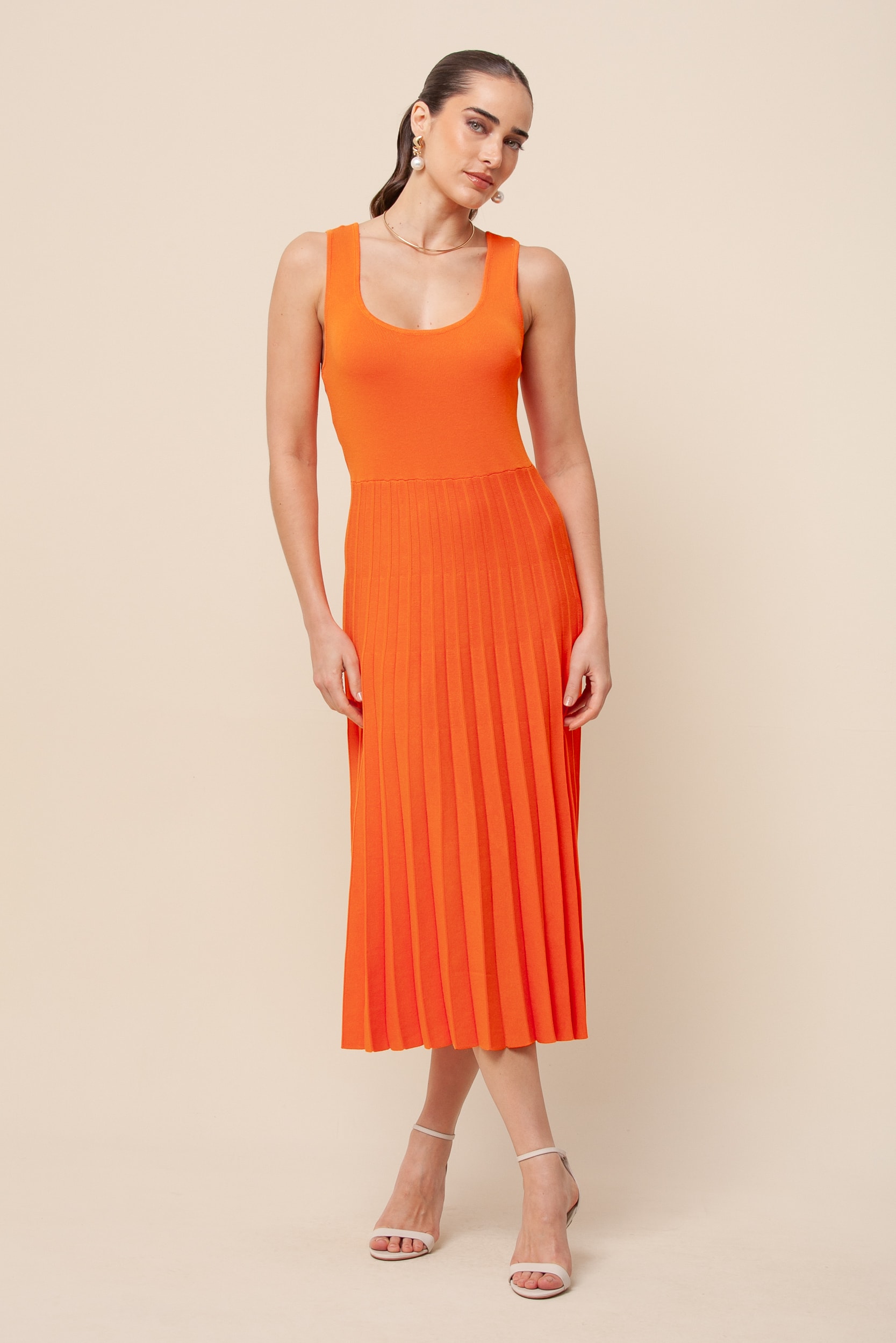 Vestido Tricô Midi Plissado Laranja