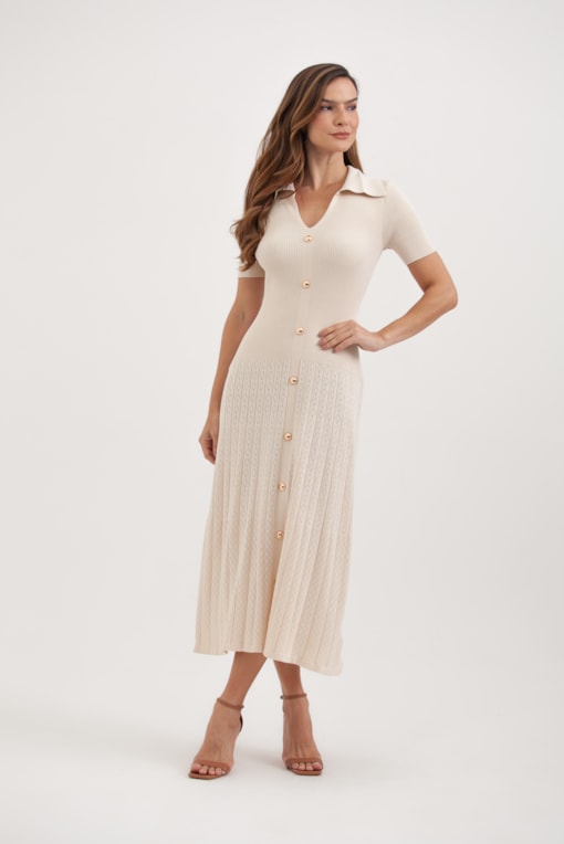 Vestido Tricot Manga Curta Com Gola E Botões Bege
